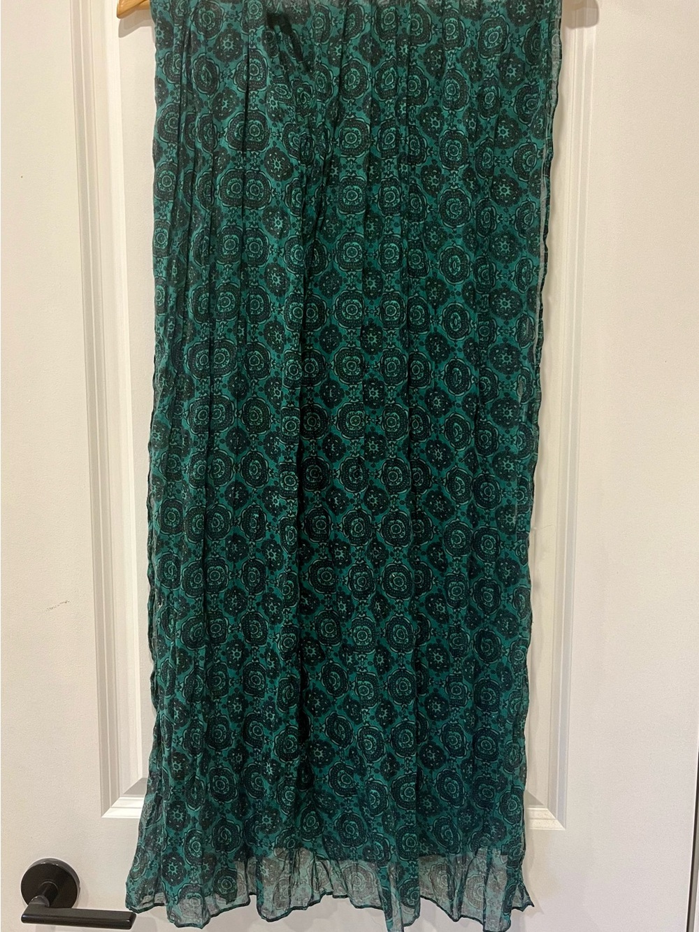 Emerald Green Patterned Scarf